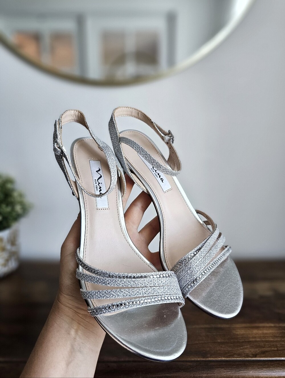 Nina New York Silver Glitter Rhinestone Evening Sandals Women's Size 8.5M